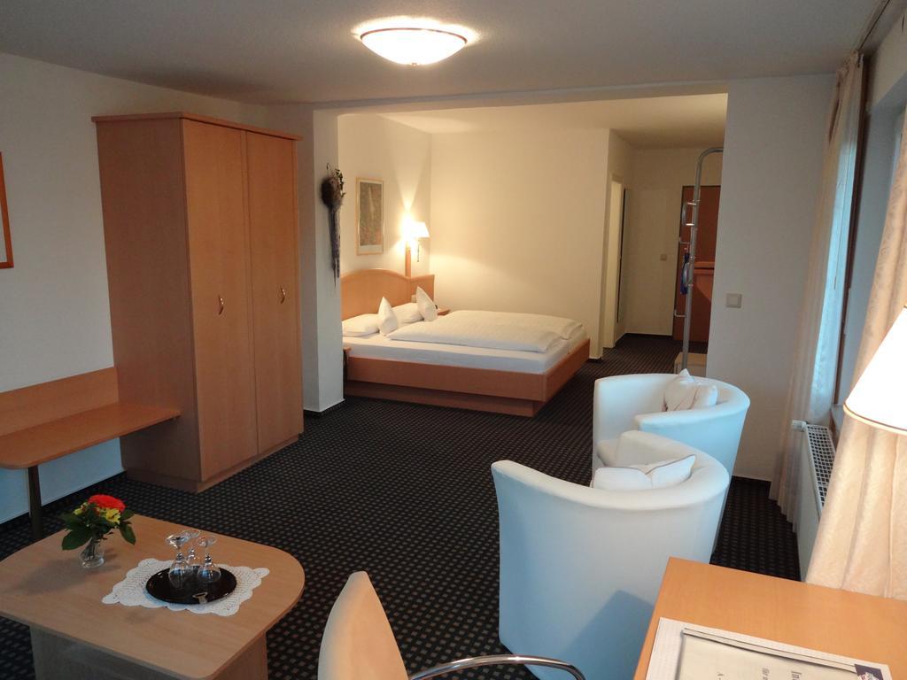 Hotel Buergerbraeu Osnabrueck Room photo
